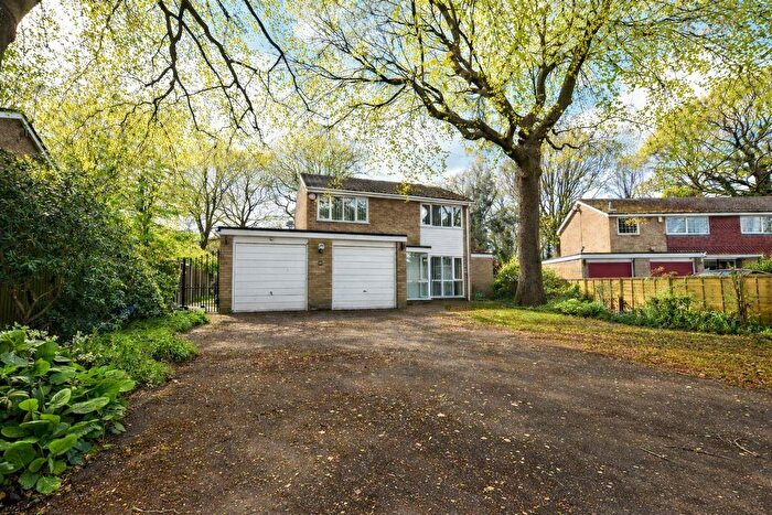 4 Bedroom Detached House For Sale In Lancaster Court, Gillingham, ME8