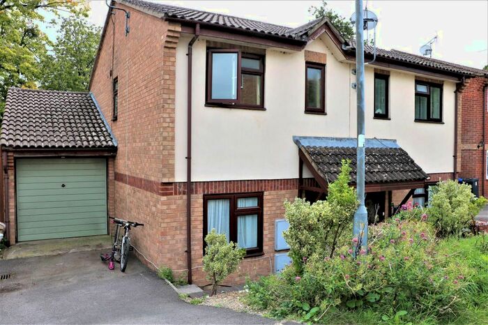 2 Bedroom Semi-Detached House To Rent In Linkway, Salisbury, SP1