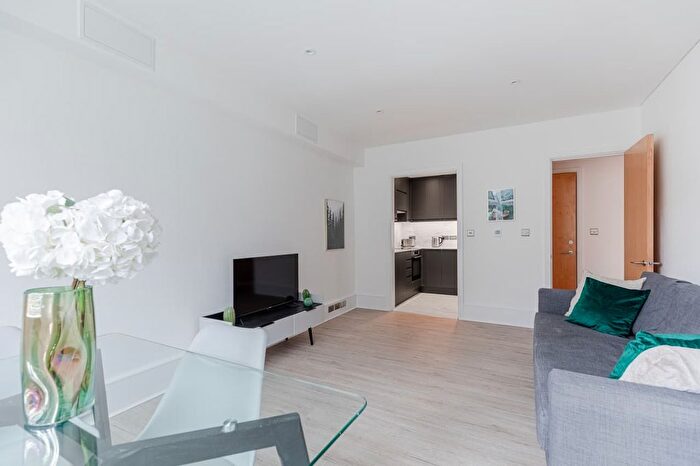 1 Bedroom Flat To Rent In Trebovir Road, London, SW5