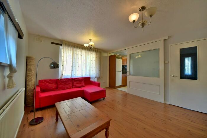 1 Bedroom Flat To Rent In Bredgar Road, Archway, London, N19