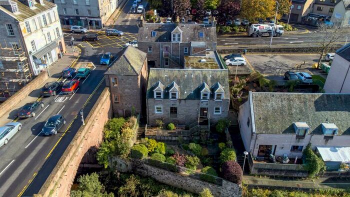 1 Bedroom Flat To Rent In Commercial Street, Perth, PH2