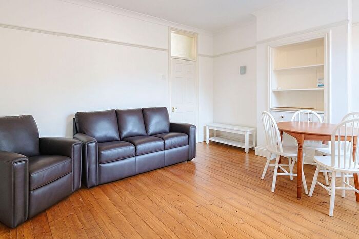 4 Bedroom Terraced House To Rent In Downend Road, Fishponds, BS16