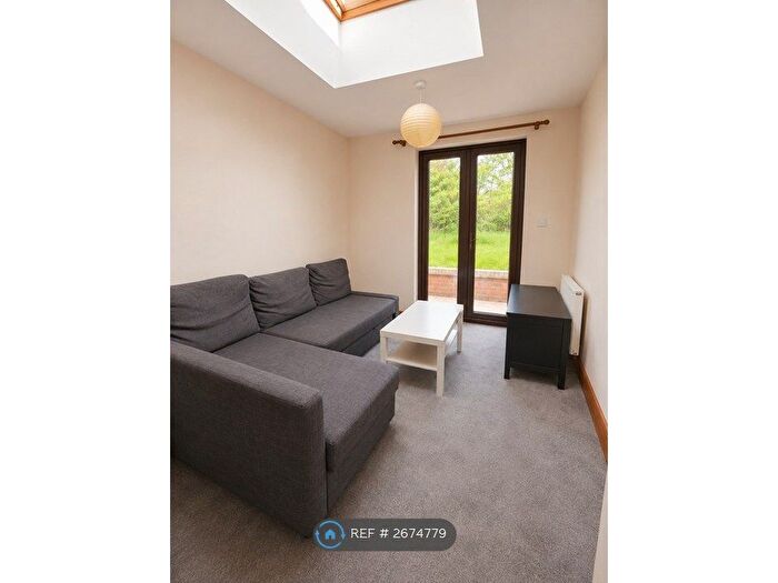 4 Bedroom Semi-Detached House To Rent In Stanfell Road, Leicester, LE2
