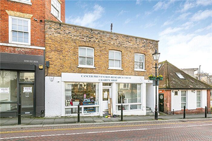 2 Bedroom Flat To Rent In Roehampton High Street, Roehampton, SW15