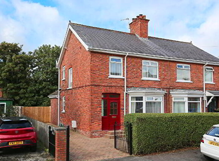 3 Bedroom Semi-Detached Villas For Sale In Hillsborough Drive, Belfast, BT6
