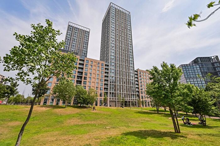 4 Bedroom Flat To Rent In East Village, Stratford, London, E20