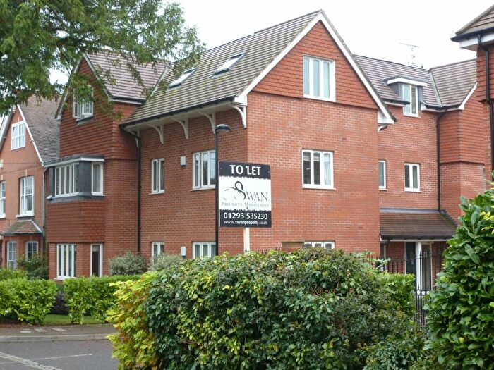 1 Bedroom Flat To Rent In Perryfield Road, Crawley, RH11