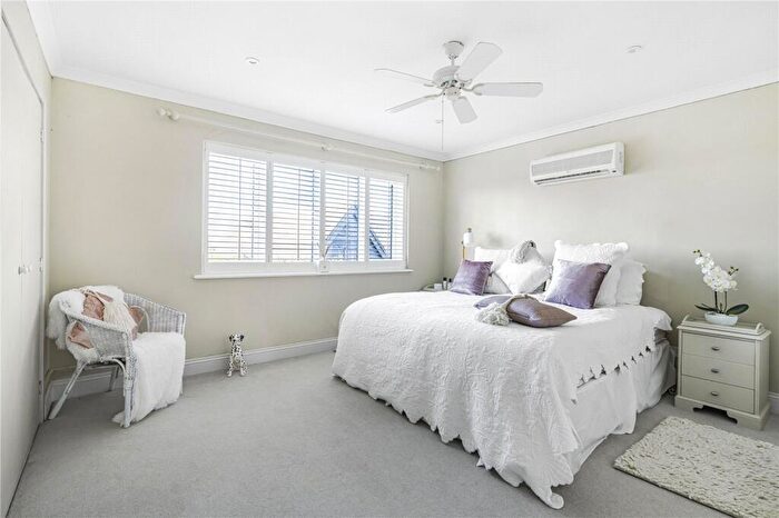 5 Bedroom Detached House For Sale In Oxfordshire, OX39