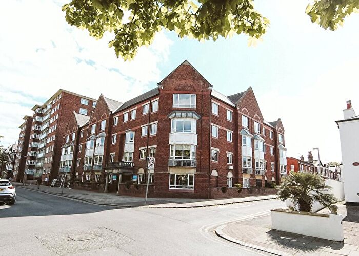 1 Bedroom Apartment For Sale In Lord Street, Southport, Merseyside, PR8