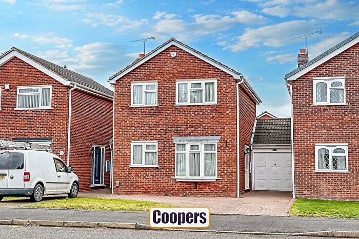 3 Bedroom Link Detached House For Sale In Norman Avenue, Walsgrave, CV2