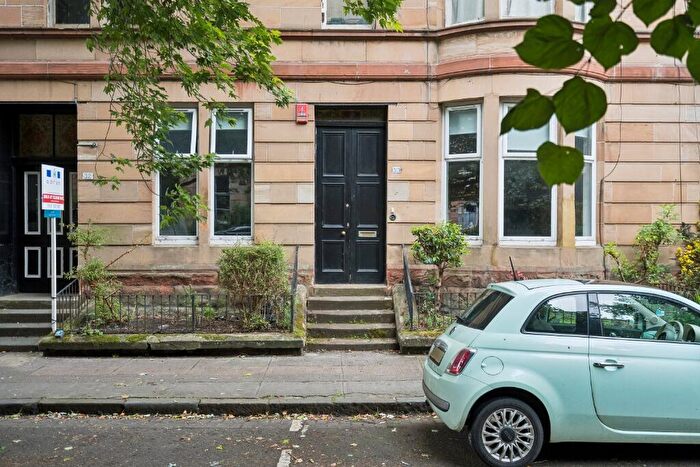 3 Bedroom Flat To Rent In Barrington Drive, Woodlands, Glasgow, G4