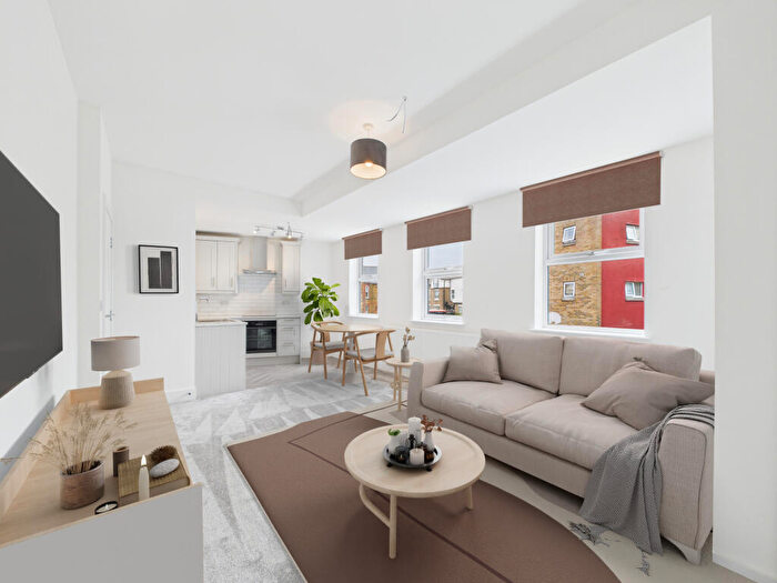 2 Bedroom Flat To Rent In College Road, Bromley, Kent, BR1