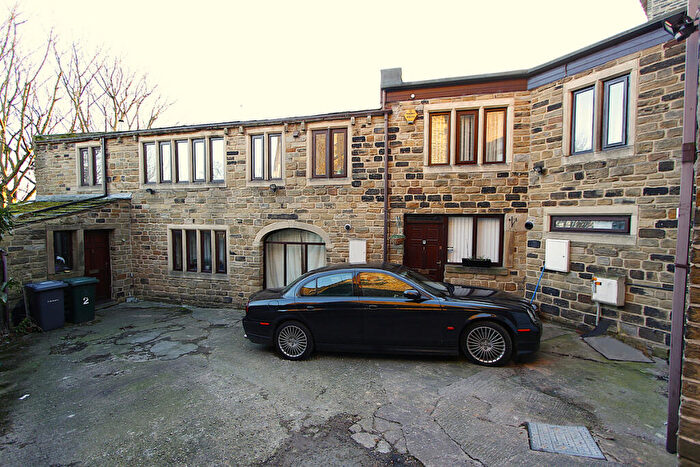 7 Bedroom Mews For Sale In Stony Lane & Norton Fold, Bradford, BD2