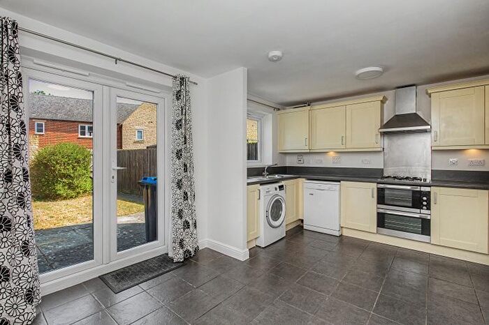 3 Bedroom Terraced House To Rent In Collier Crescent, Witney, OX28