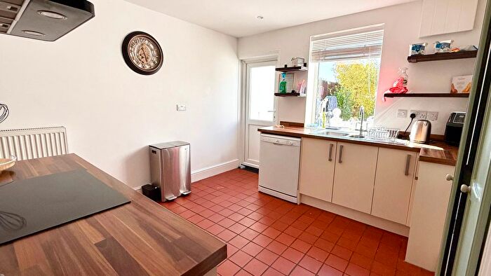 2 Bedroom Terraced House To Rent In South Primrose Hill, Chelmsford, CM1