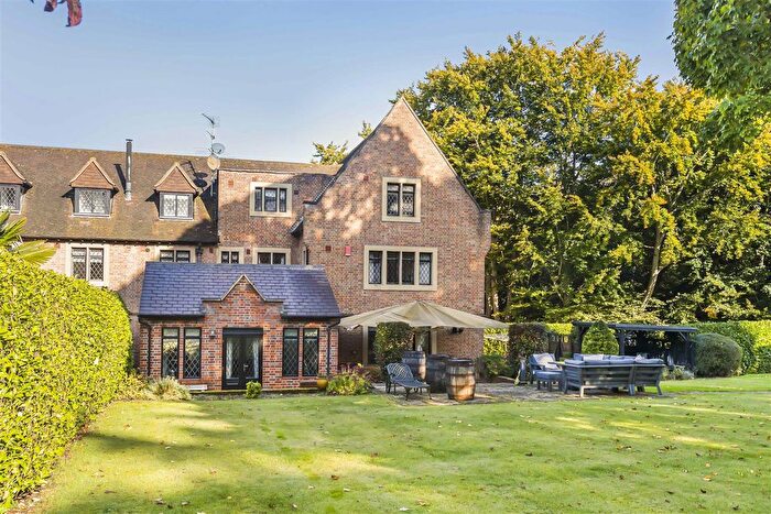 6 Bedroom Country House For Sale In St. Marys Lane, Hertingfordbury, Hertford, SG14