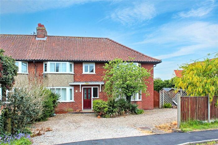 4 Bedroom Semi-Detached House To Rent In Covert Road, Reydon, Suffolk, IP18