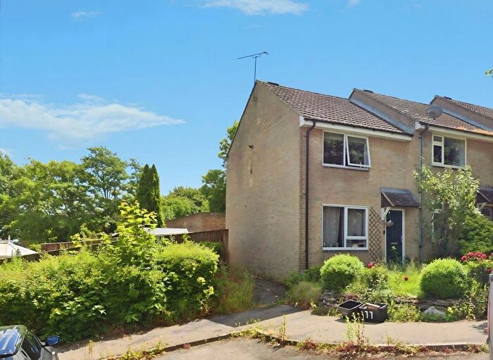 2 Bedroom End Terrace House For Sale In Knowlands, Highworth, SN6