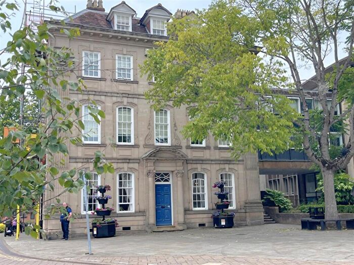 2 Bedroom Apartment For Sale In Abbotsford, Barrack Street, Warwick, CV34