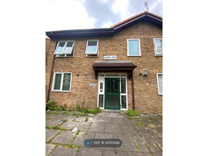 2 Bedroom Flat To Rent In Elswick Road, Newcastle Upon Tyne, NE4