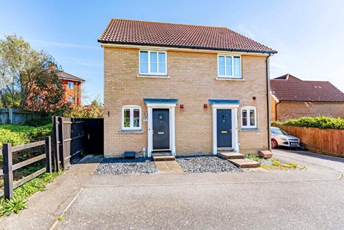 2 Bedroom Semi-Detached House For Sale In Raven Close, Stowmarket, IP14