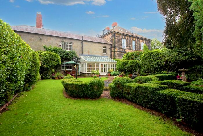 3 Bedroom Semi-Detached House For Sale In Newcastle Road, West Boldon, NE36