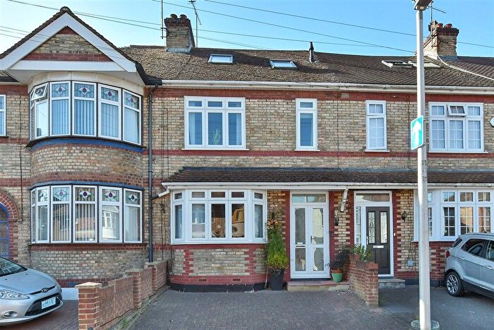 4 Bedroom Terraced House For Sale In Sunnymead Avenue, Gillingham, Kent, ME7
