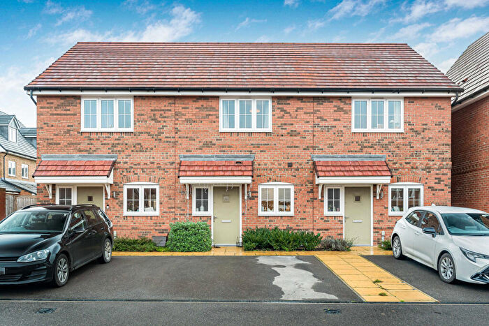 2 Bedroom Terraced House For Sale In Hinton Crescent, Didcot, OX11