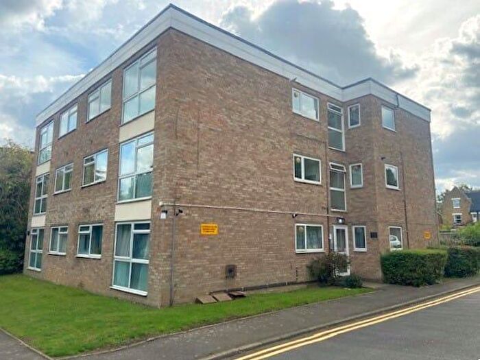 1 Bedroom Flat To Rent In Beckenham Grove, Bromley, BR2