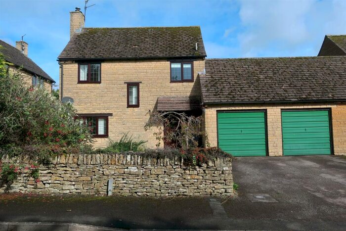 2 Bedroom Detached House To Rent In St. Marys Close, Lower Swell, Cheltenham, GL54