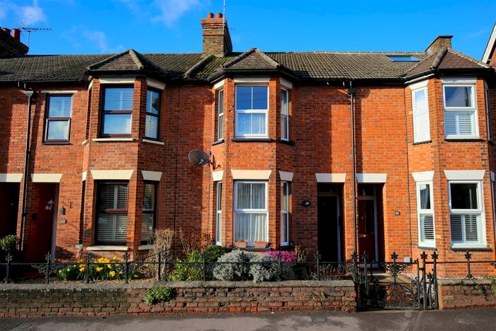 2 Bedroom Terraced House To Rent In Western Road, Borough Green, Kent, TN15