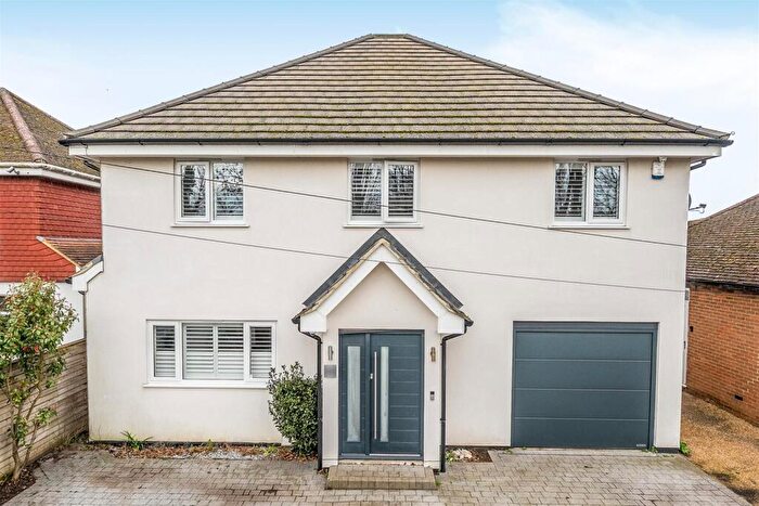 5 Bedroom Detached House For Sale In Striking Family Home - Penenden Heath, ME14