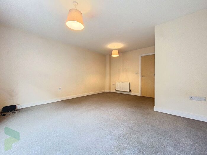 3 Bedroom Town House For Sale In Burton Close, Darwen, BB3