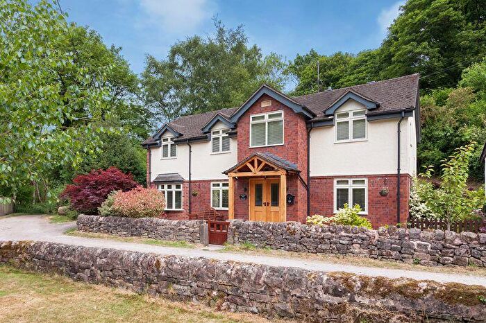 3 Bedroom Detached House For Sale In Castle Inn Road, Dane In Shaw, Congleton, CW12