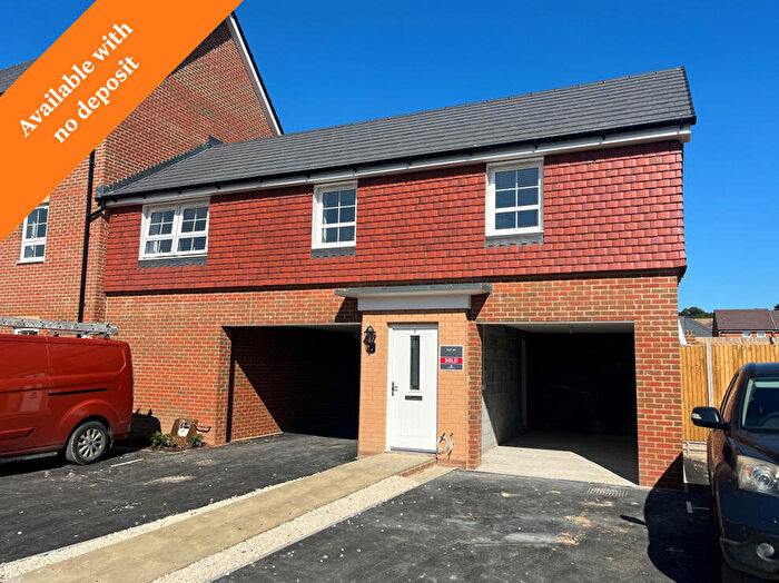 2 Bedroom House To Rent In Seal Close, Havant, Hampshire, PO9