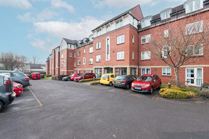2 Bedroom Retirement Property For Sale In Kinmond Court, Kenilworth Street, Leamington Spa, CV32