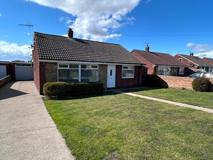 3 Bedroom Bungalow To Rent In Sharp Avenue, Burstwick, Hull, East Riding Of Yorkshi, HU12
