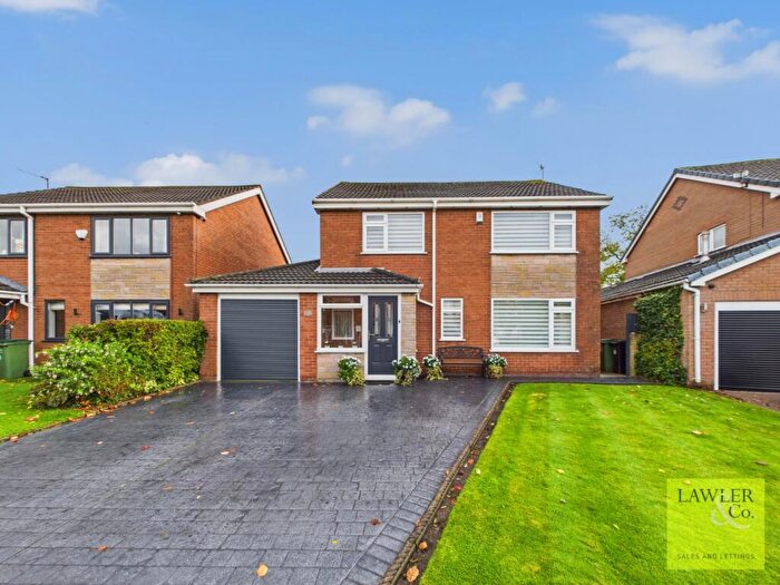 4 Bedroom Detached House For Sale In Sandown Road, Hazel Grove, Stockport, Cheshire, SK7