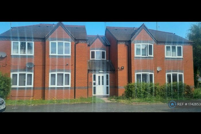 1 Bedroom Flat To Rent In St. Michaels Mews, Tividale, Oldbury, B69