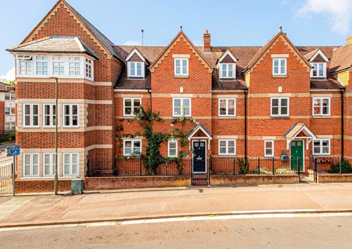 4 Bedroom Town House For Sale In Victoria Road, Abingdon, OX14