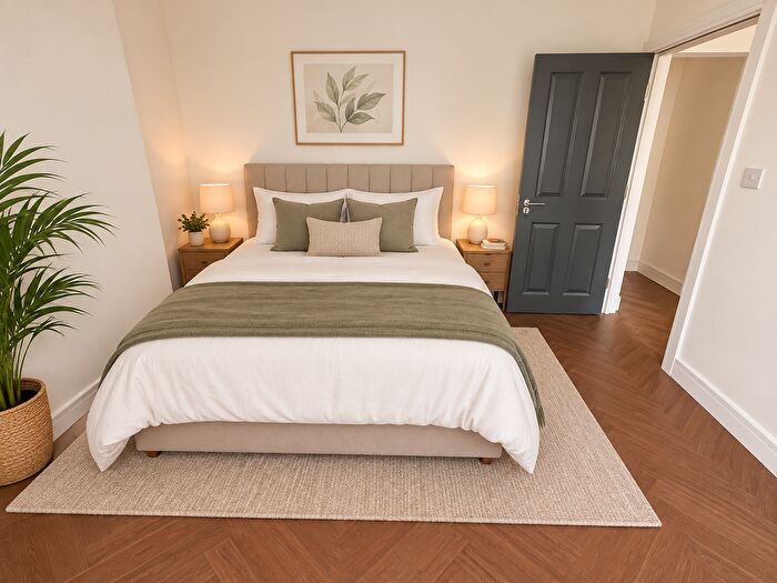 2 Bedroom Flat To Rent In Seymour Gardens, Ilford, IG1