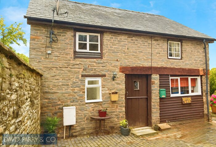 2 Bedroom Detached House For Sale In High Street Presteigne, LD8
