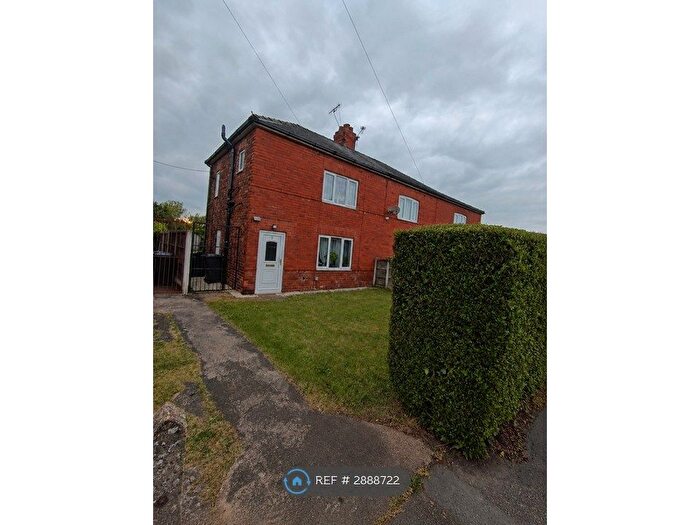 2 Bedroom Semi Detached House To Rent In Beech Tree Avenue, Doncaster, DN8