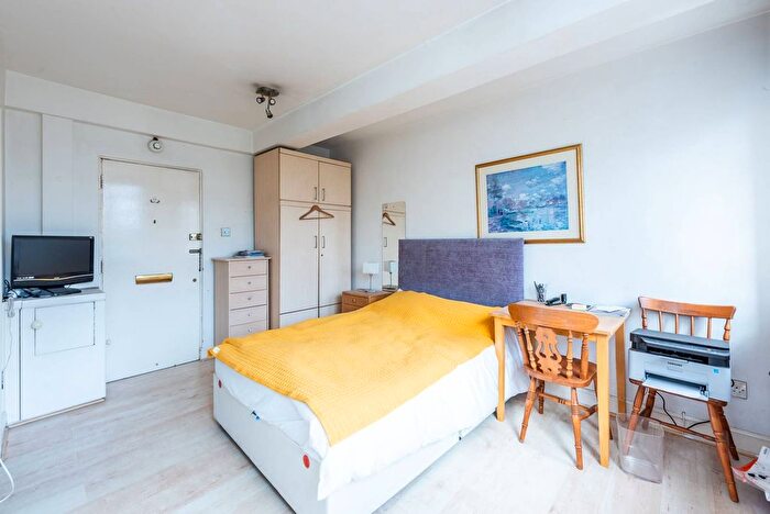 Studio To Rent In Sloane Avenue, Chelsea, London, SW3