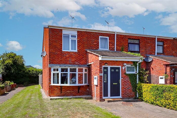 4 Bedroom End Of Terrace House For Sale In Starbold Road, Bishops Itchington, Southam, CV47
