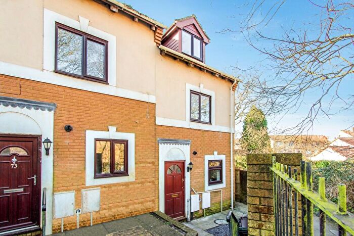 3 Bedroom End Of Terrace House To Rent In King Arthur Drive, Yeovil, BA21