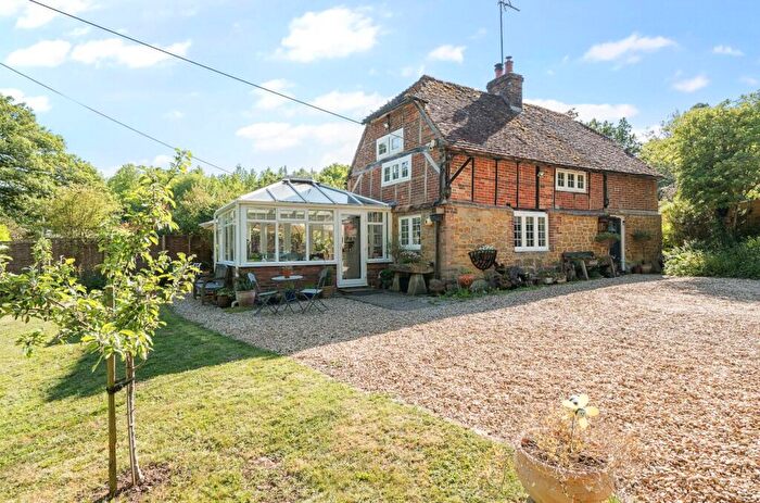 2 Bedroom Detached House For Sale In Fittleworth Road, Wisborough Green, Billingshurst, RH14