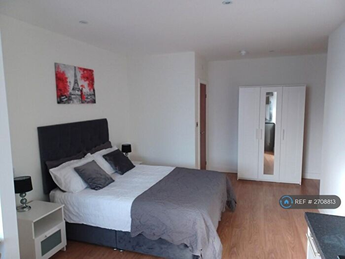 1 Bedroom Flat To Rent In Trinity Point, Stoke-On-Trent, ST1
