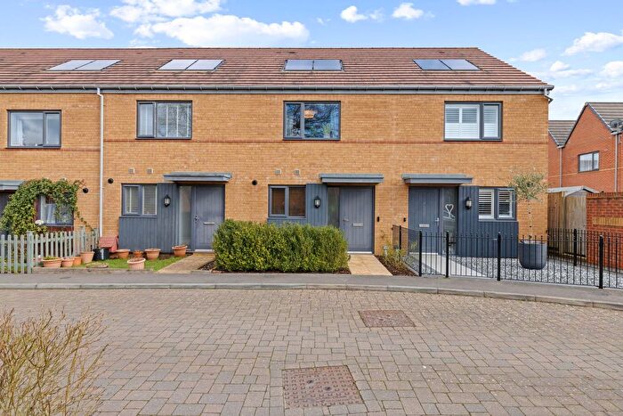 2 Bedroom Terraced House For Sale In Bordon, GU35