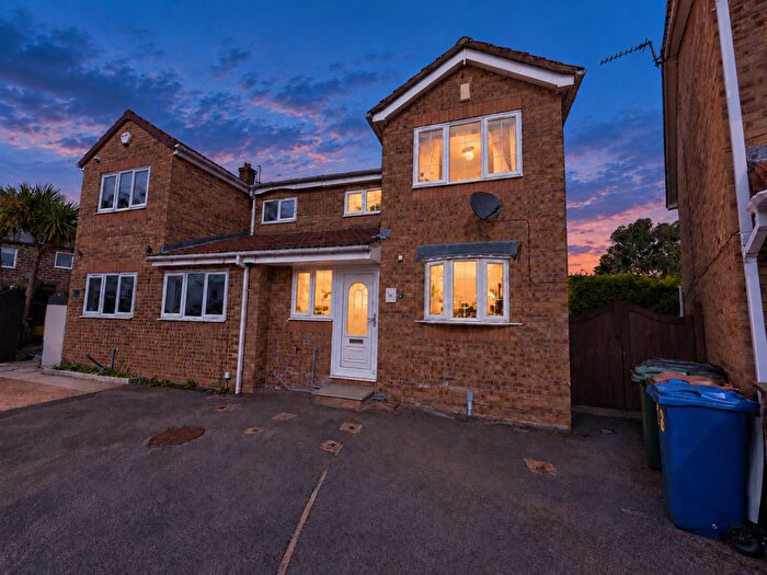 3 Bedroom Semi Detached House For Sale In Maythorne Close, Staincross, Barnsley, S75